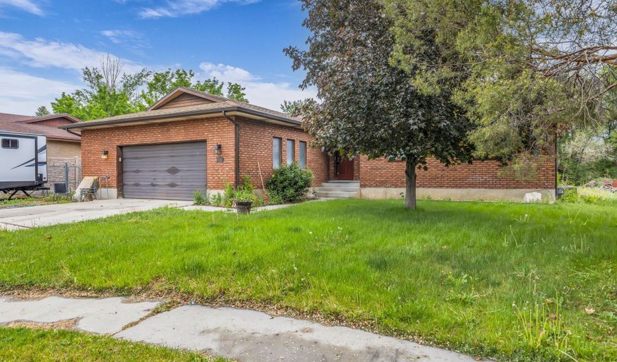 926 N 400 E, American Fork, UT 84003 - 3 Beds, 2 Bath