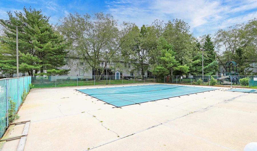 10 Oyster Bay Rd H, Absecon, NJ 08201 - 3 Beds, 3 Bath