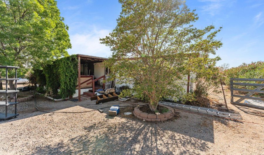 26620 N Hillward, Congress, AZ 85332 - 2 Beds, 2 Bath