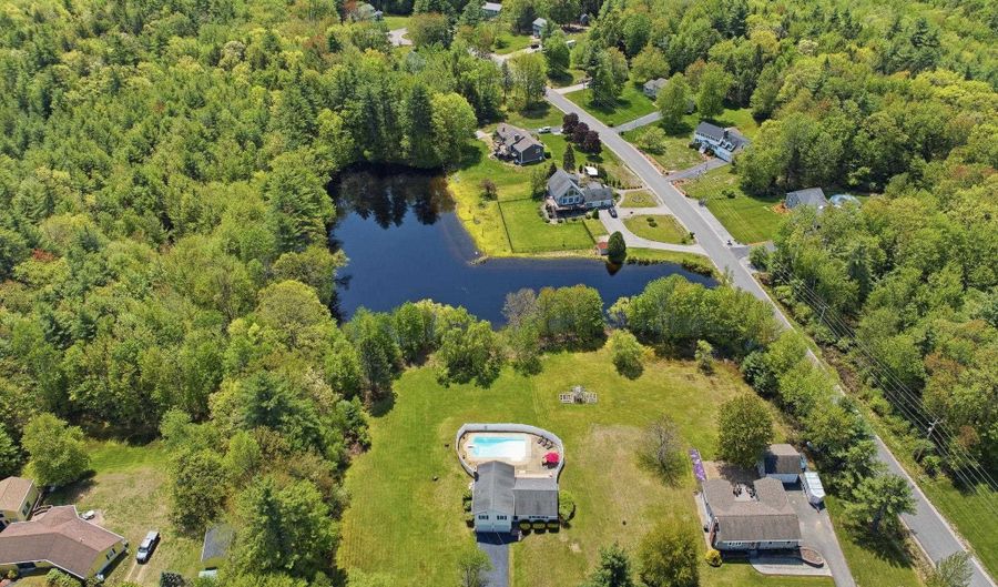 30 Tirrell Rd, Bedford, NH 03110 - 3 Beds, 3 Bath