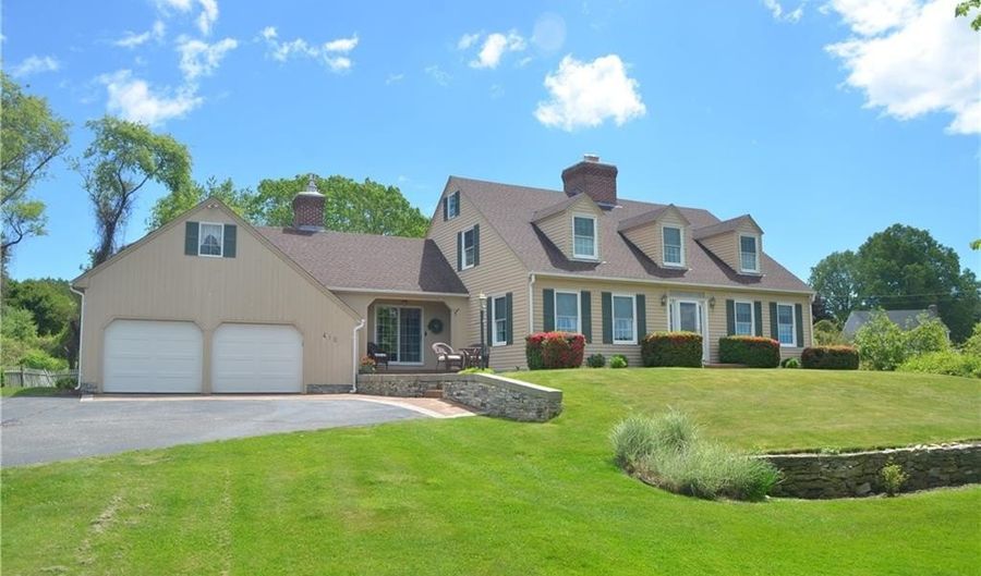 410 Wandsworth St, Narragansett, RI 02882 - 3 Beds, 3 Bath