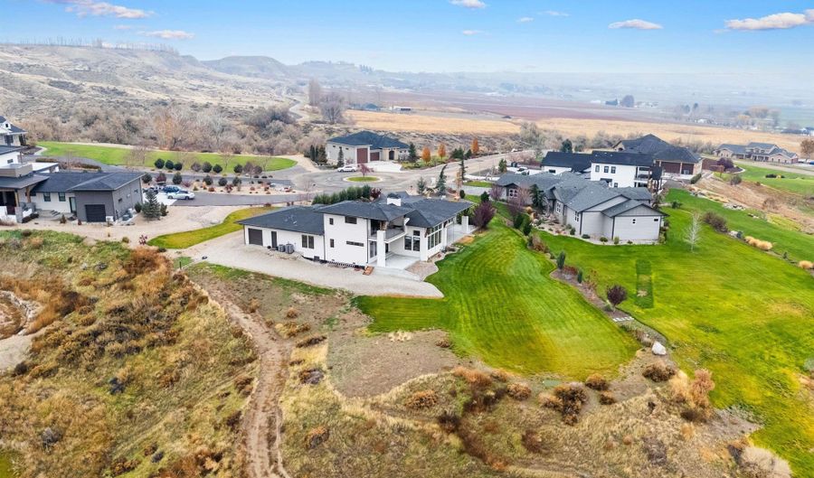 16357 Brunello, Caldwell, ID 83607 - 3 Beds, 4 Bath