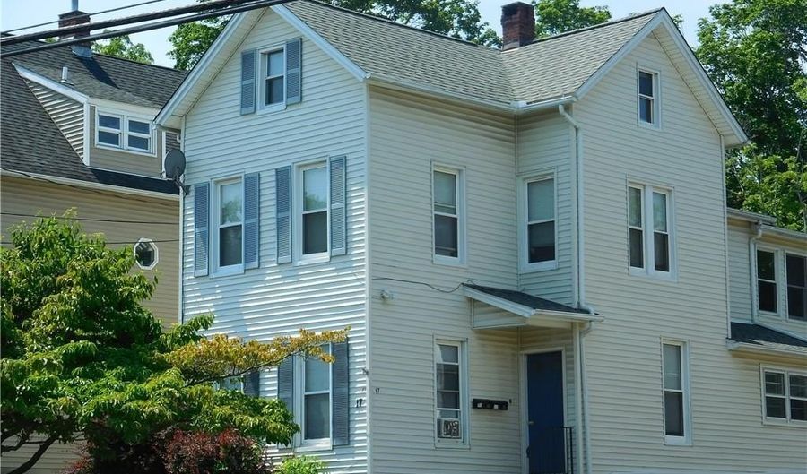 17 Lake Ave 1, Danbury, CT 06810 - 1 Beds, 1 Bath