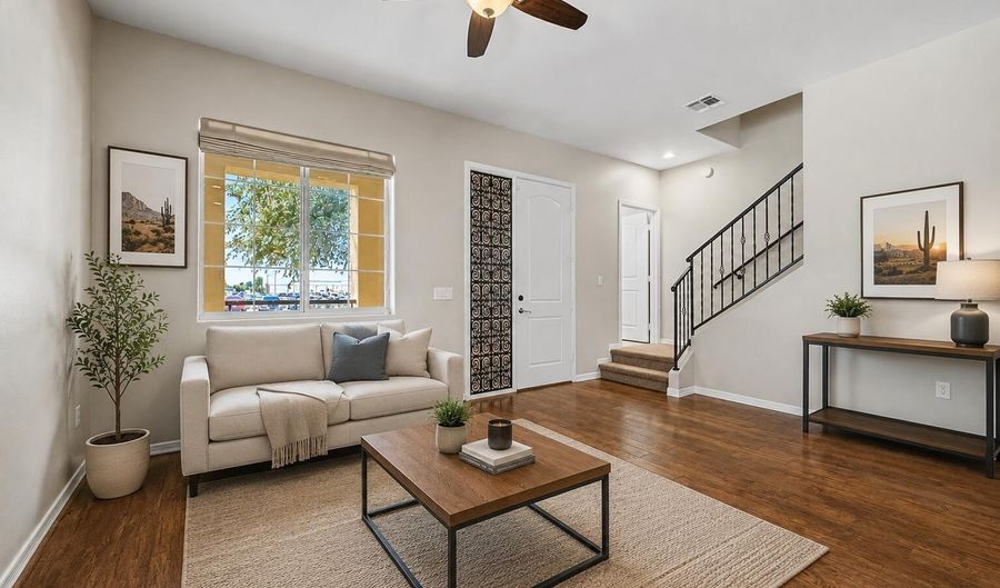 121 N CALIFORNIA St 7, Chandler, AZ 85225 - 3 Beds, 3 Bath