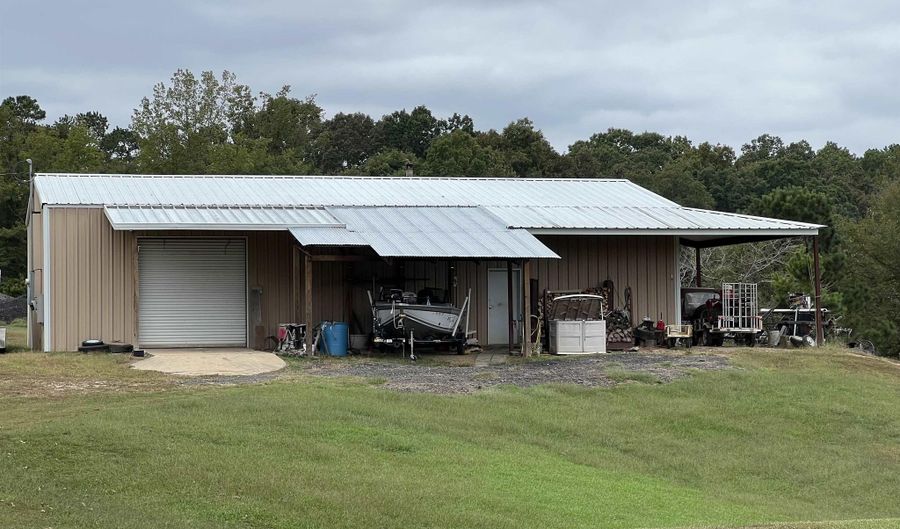 912 Ebenezer Rd, Amity, AR 71921 - 2 Beds, 2 Bath