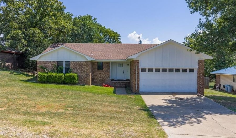 1332 Kingswood St, Alma, AR 72921 - 3 Beds, 2 Bath