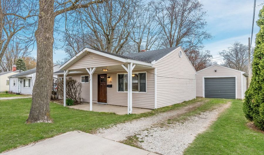 1306 Mill St, Crawfordsville, IN 47933 - 3 Beds, 1 Bath