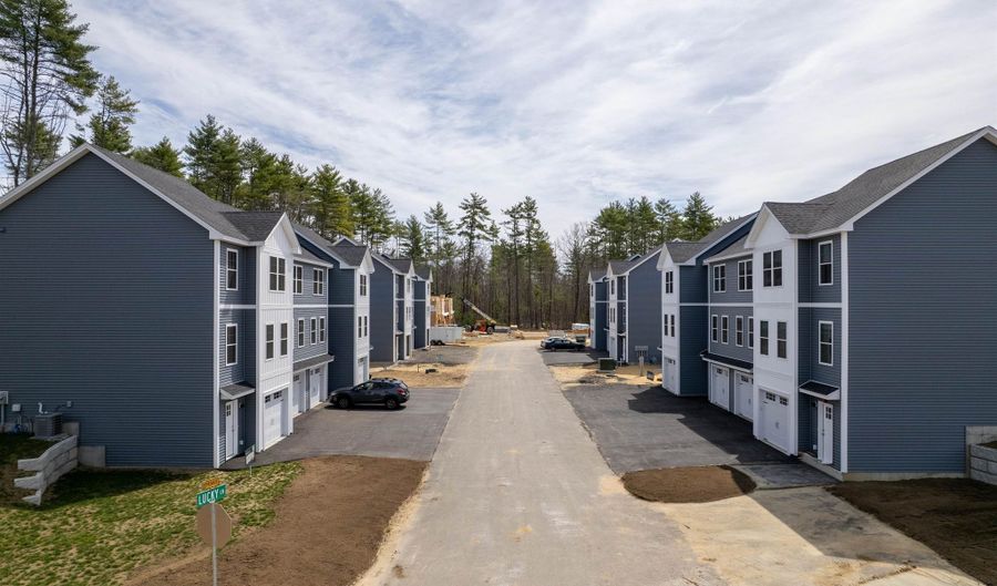 10 B Lucky Lane The Crossings At Village Ctr 10 B, Barrington, NH 03825 - 2 Beds, 2 Bath