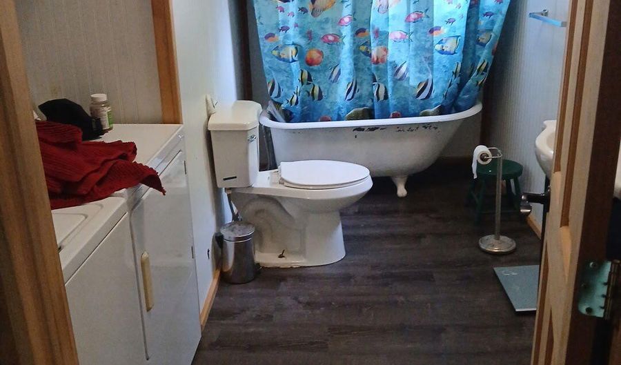 113 Fenwick Rd, Belmont, ME 04952 - 2 Beds, 1 Bath