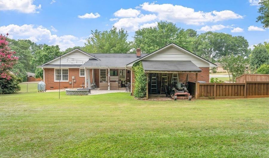 2004 Millgate Rd, Anderson, SC 29621 - 3 Beds, 2 Bath