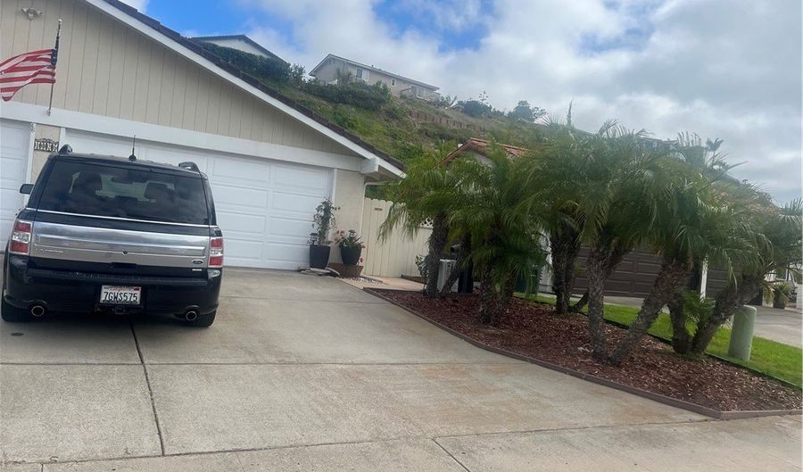 1025 Santa Queta, Solana Beach, CA 92075 - 4 Beds, 2 Bath