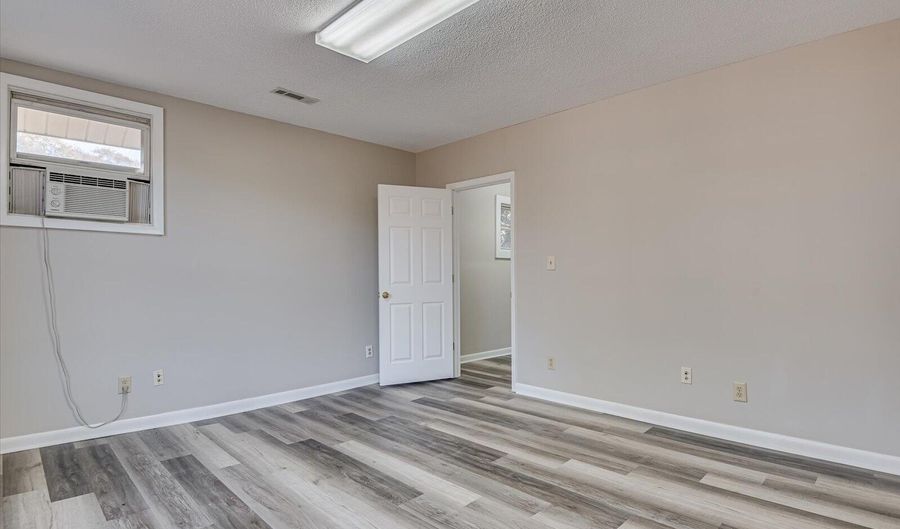 235 Barnwell Ave NW, Aiken, SC 29801 - 0 Beds, 4 Bath