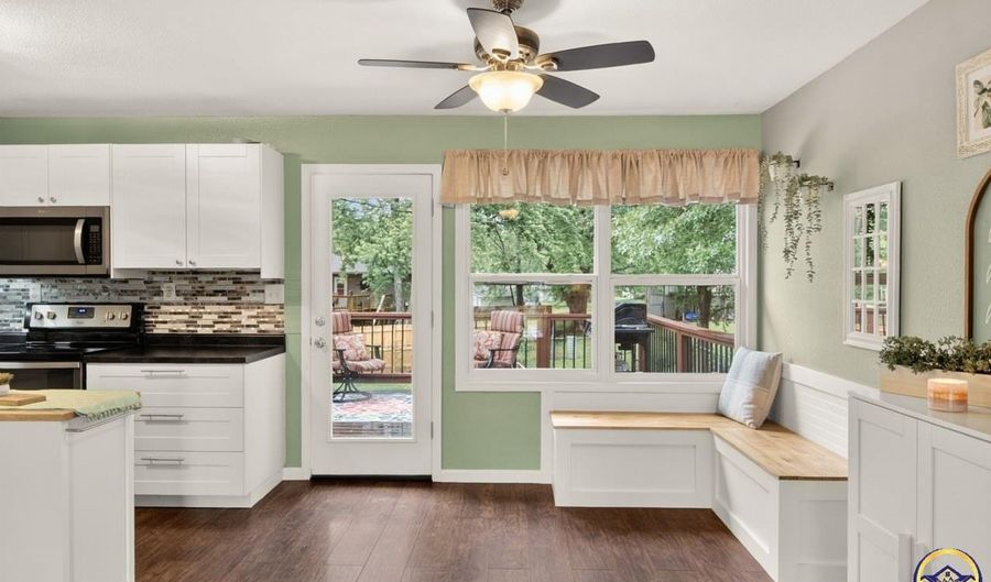 211 W 4th St, Auburn, KS 66402 - 3 Beds, 2 Bath