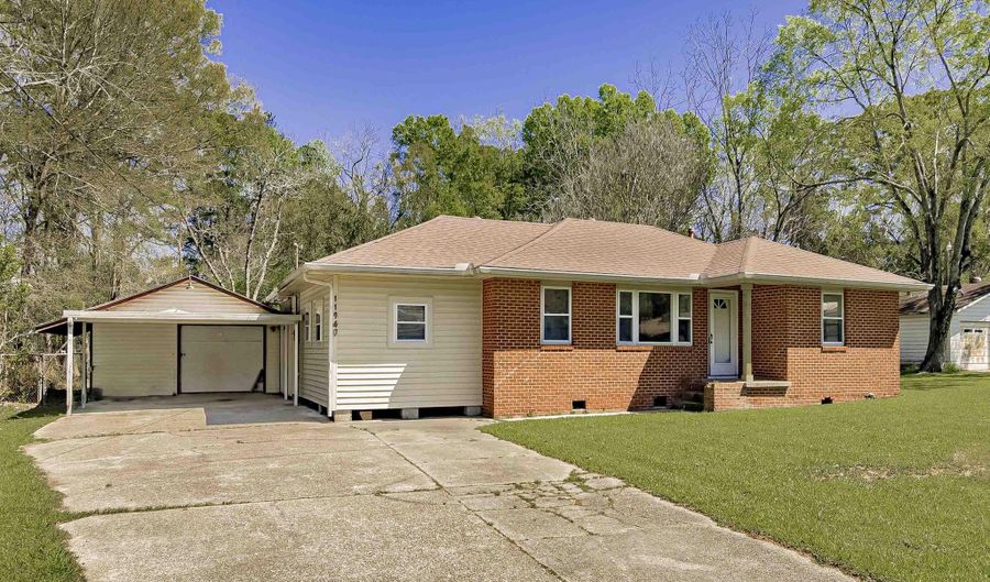 11940 Newsom Dr, Baton Rouge, LA 70811 - 4 Beds, 2 Bath