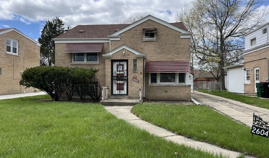 2604 S 12th Ave, Broadview, IL 60155 - 3 Beds, 2 Bath