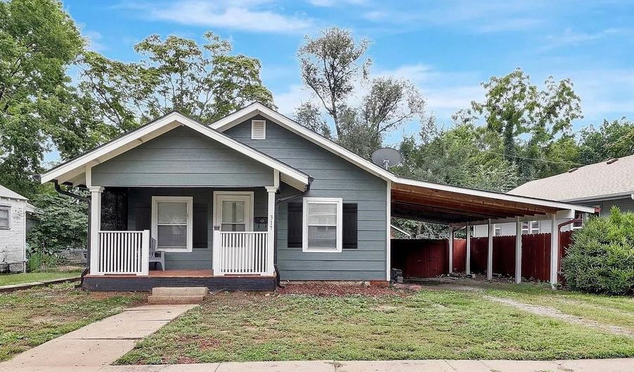 317 High St, Augusta, KS 67010 - 2 Beds, 1 Bath