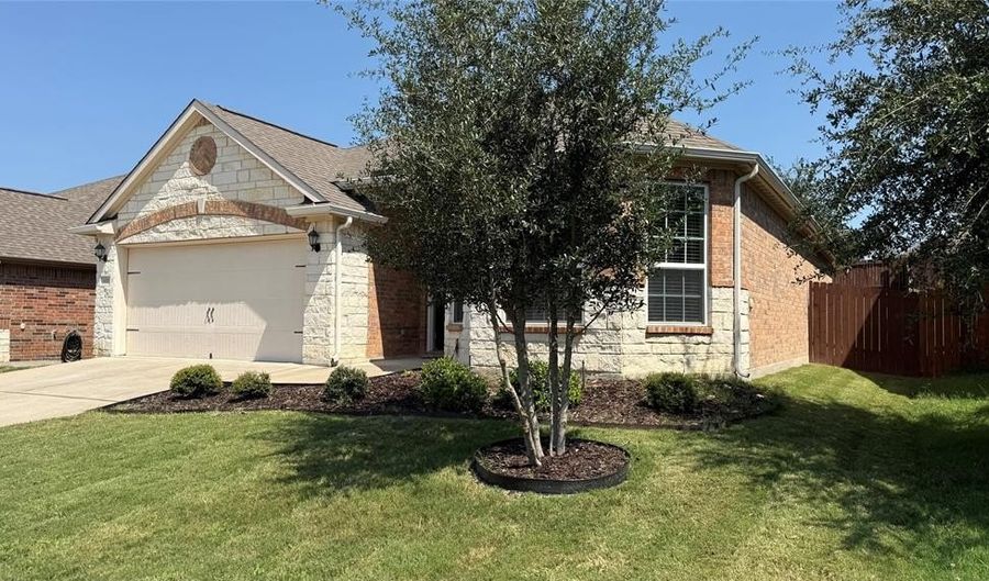 1829 Persimmon Dr, Anna, TX 75409 - 3 Beds, 2 Bath