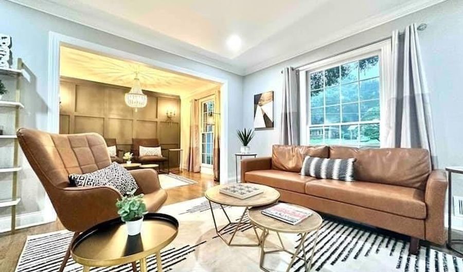 215 Jayne Ellen Way, Alpharetta, GA 30009 - 3 Beds, 2 Bath