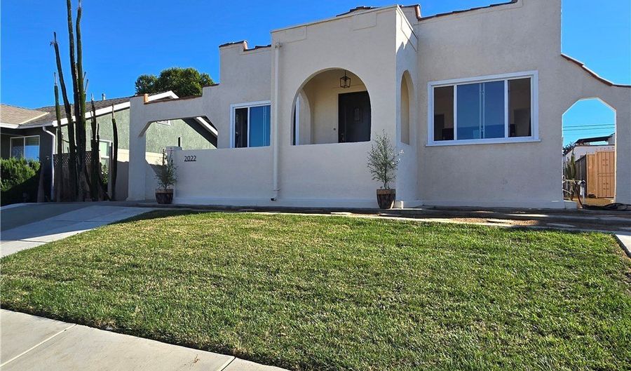 2022 W 75th St, Los Angeles, CA 90047 - 2 Beds, 1 Bath