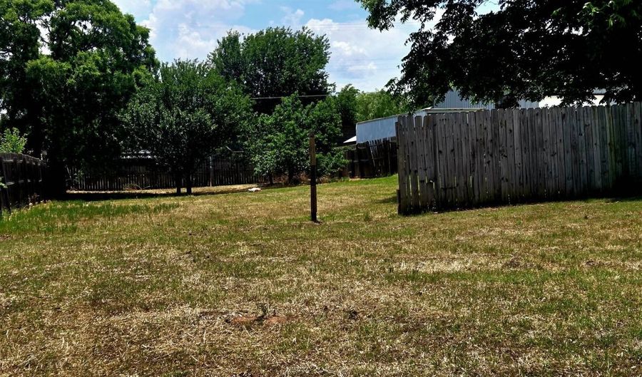 1321 Santa Fe, Alva, OK 73717 - 0 Beds, 0 Bath