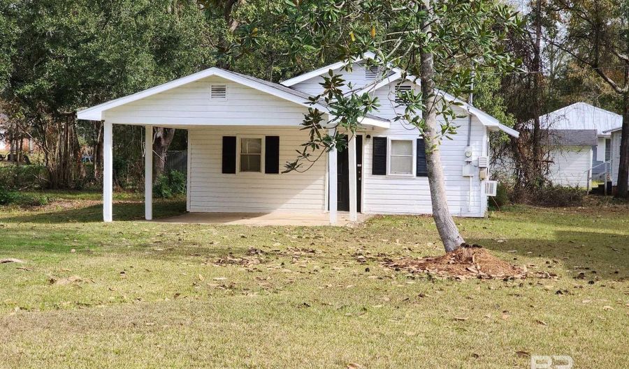 400 Hall Ave, Bay Minette, AL 36507 - 2 Beds, 1 Bath