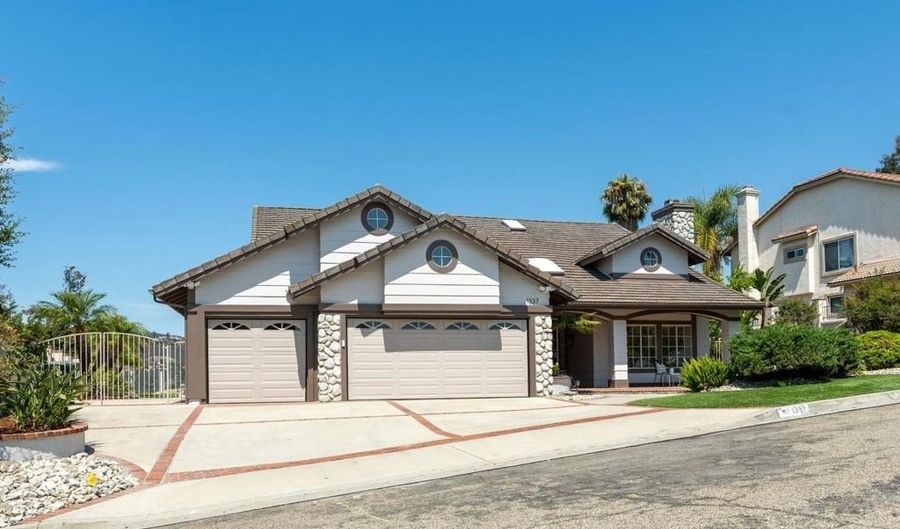 1337 Oak View Way, Escondido, CA 92029 - 4 Beds, 2 Bath