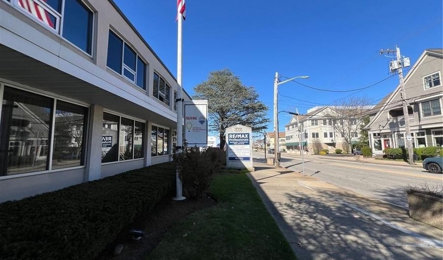 655 Main St, East Greenwich, RI 02818 - 0 Beds, 0 Bath
