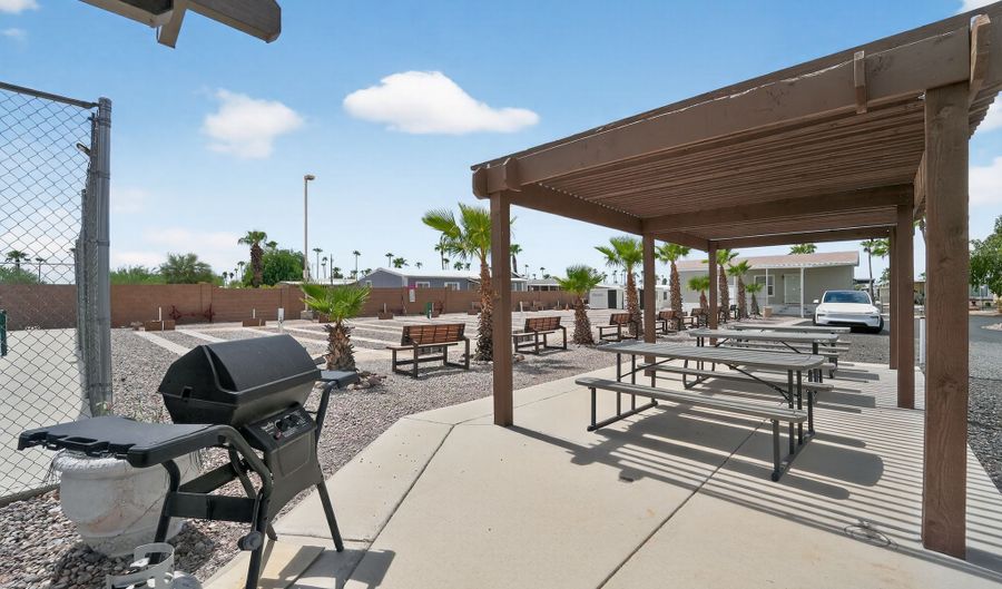 400 N. Plaza Drive Lot 609, Apache Junction, AZ 85120 - 1 Beds, 1 Bath