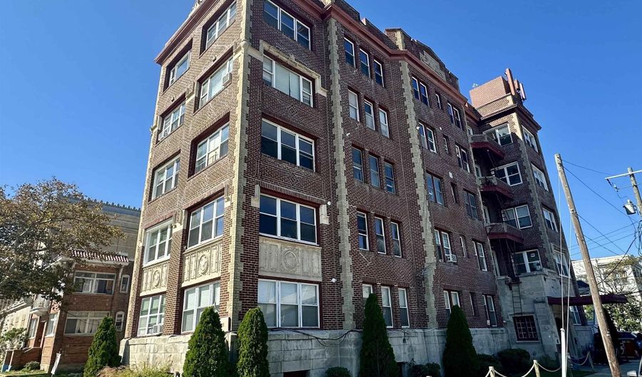 3501 Ventnor Ave Ave, Atlantic City, NJ 08401 - 2 Beds, 1 Bath