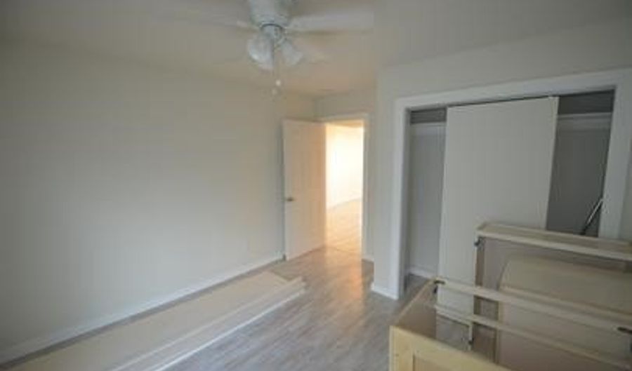 1915 Kalihi St Middle, Honolulu, HI 96819 - 2 Beds, 1 Bath