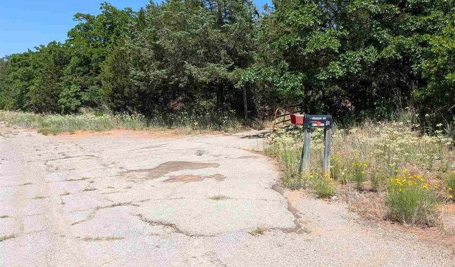 107 Hollar Rd, Anadarko, OK 73005 - 0 Beds, 0 Bath
