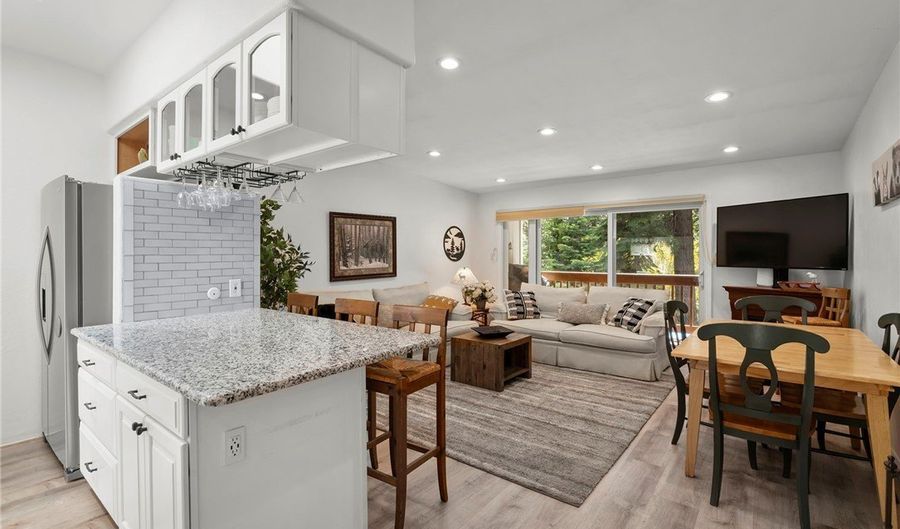 825 Southwood Blvd 18, Incline Village, NV 89451 - 3 Beds, 2 Bath