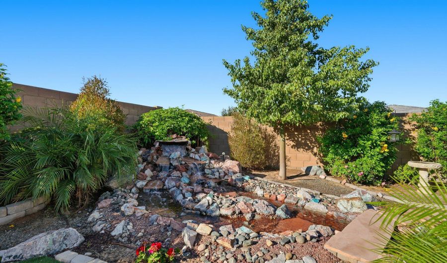 3017 N MAJESTIC Ct, Casa Grande, AZ 85122 - 3 Beds, 3 Bath