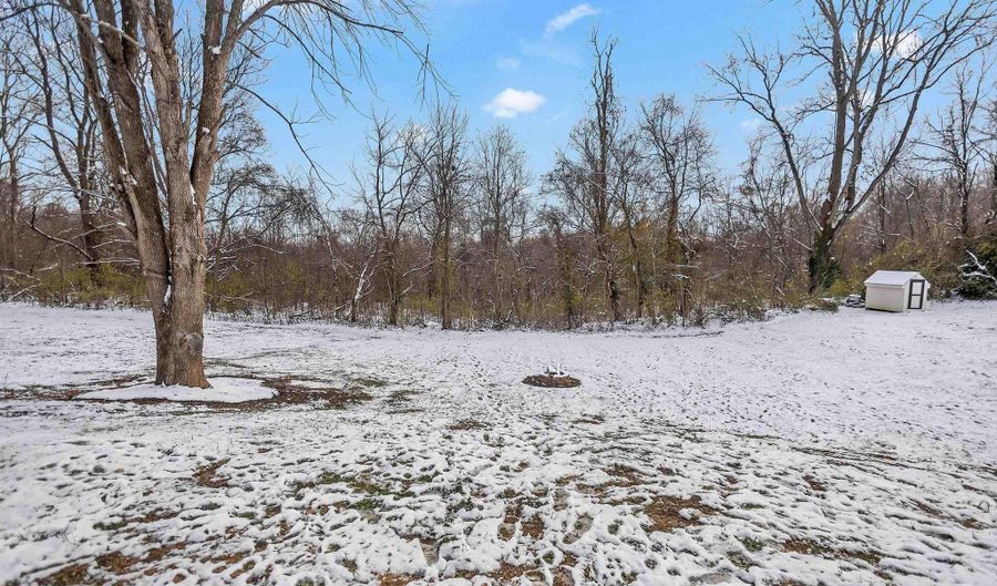 3910 Washington Ave, Bedford, IN 47421 - 3 Beds, 2 Bath