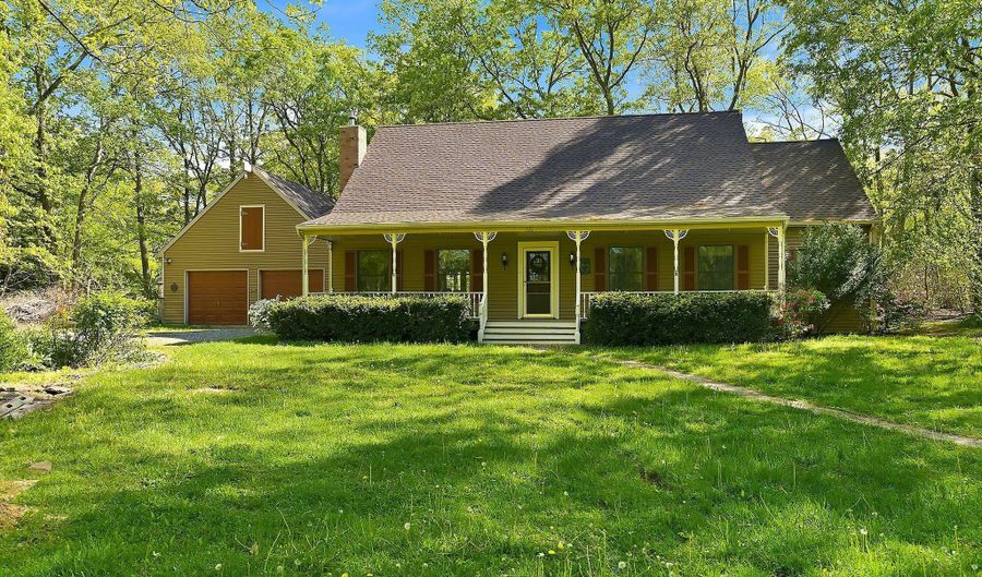 3206 Ridgewood Rd, Allenwood, NJ 08720 - 3 Beds, 2 Bath