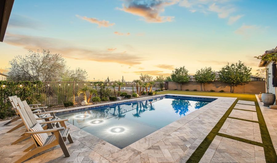 5415 E CHAPAROSA Way, Cave Creek, AZ 85331 - 5 Beds, 5 Bath