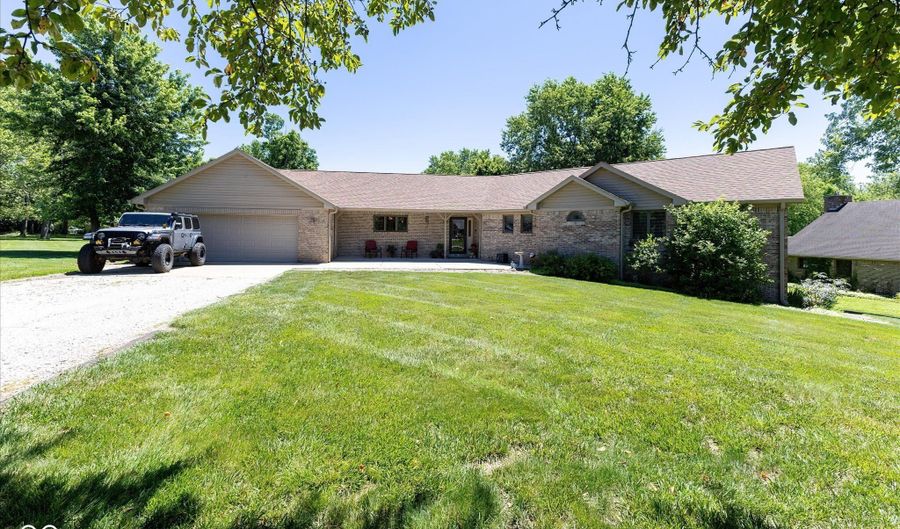1195 N County Road 600 E, Avon, IN 46123 - 3 Beds, 3 Bath