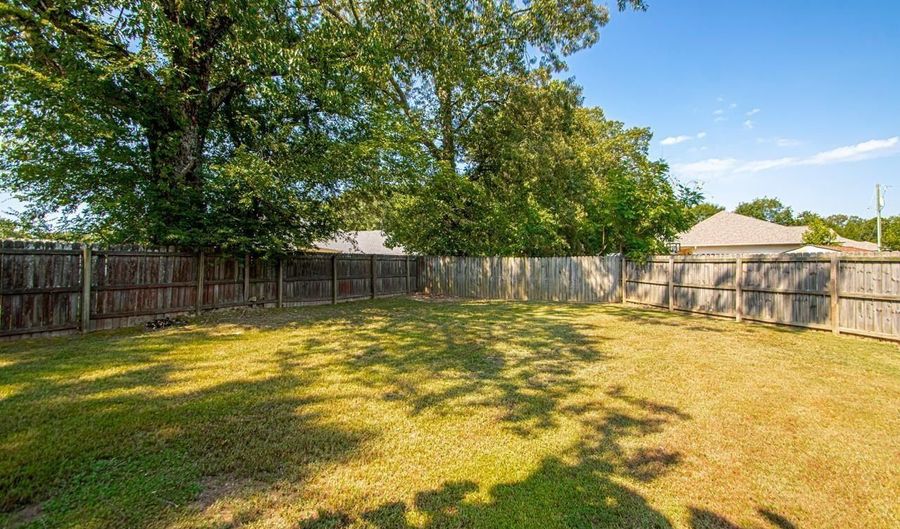116 Kee Cv, Benton, AR 72015 - 3 Beds, 2 Bath
