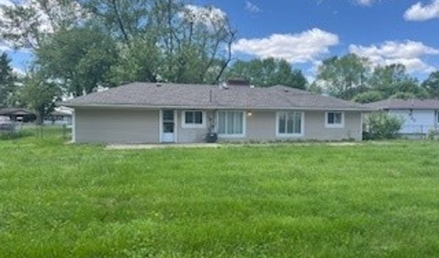 7819 S Oak Dr, Indianapolis, IN 46227 - 3 Beds, 2 Bath