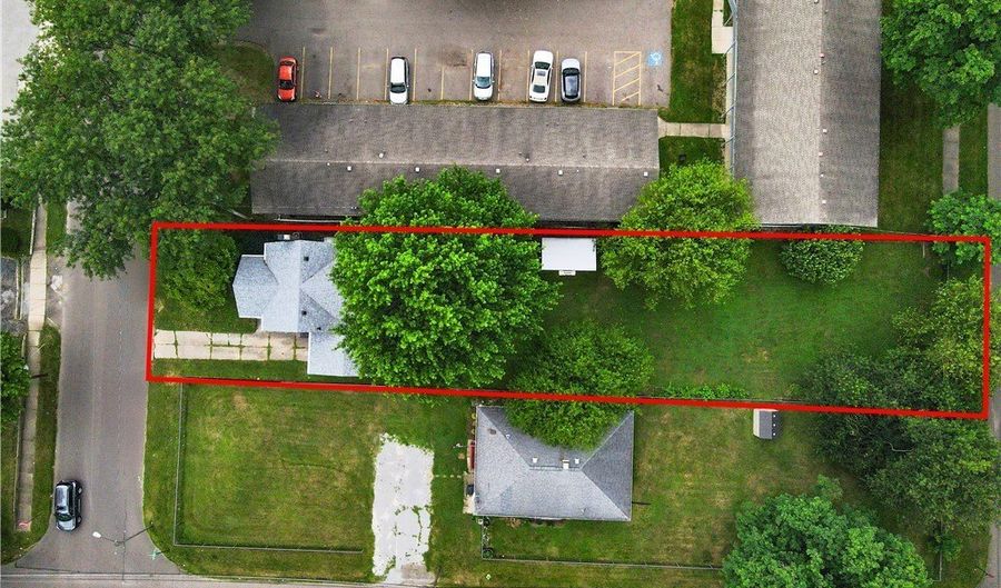 2319 Eastlawn Ave, Akron, OH 44305 - 3 Beds, 2 Bath
