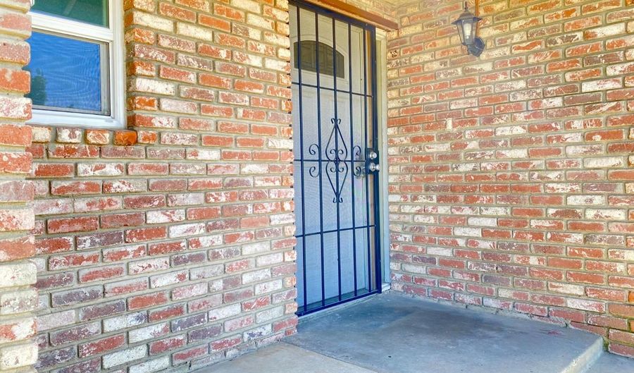 14069 Vista Dr, Armona, CA 93202 - 3 Beds, 1 Bath