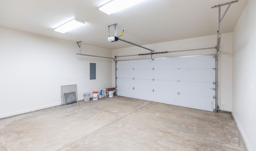 3644 Red Arroyo Dr, Alamogordo, NM 88310 - 4 Beds, 2 Bath