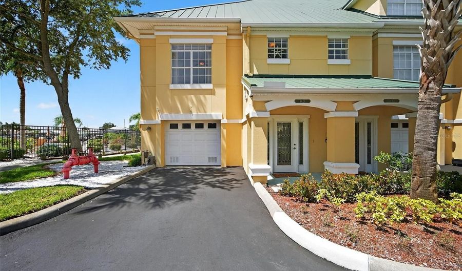 6428 SUNSET BAY Cir, Apollo Beach, FL 33572 - 3 Beds, 3 Bath