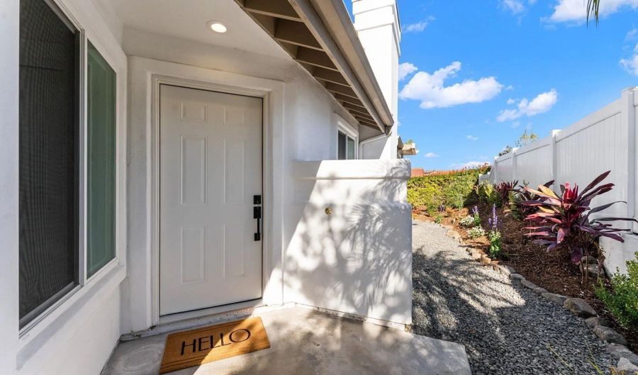 5030 Alicante Way, Oceanside, CA 92056 - 2 Beds, 2 Bath