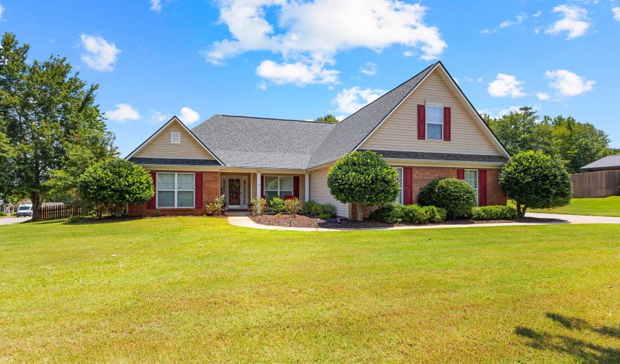 3 Autumn Crk, Senoia, GA 30276 - 4 Beds, 3 Bath