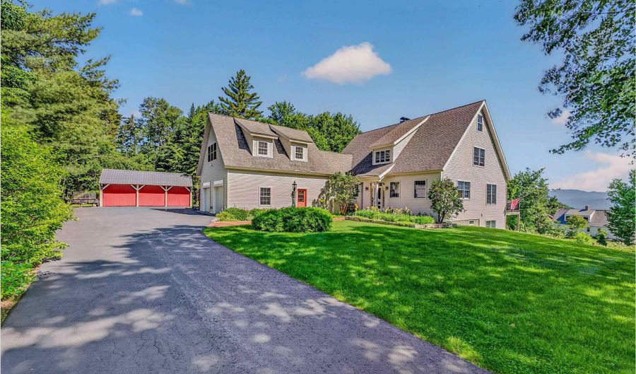 11 Loft Cir, Campton, NH 03223 - 4 Beds, 5 Bath