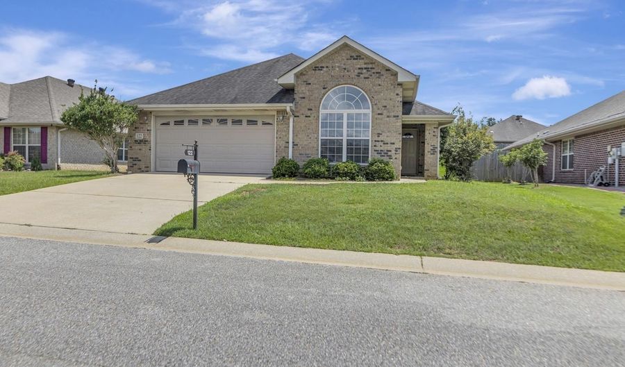122 GRASONVILLE Rd, Alabaster, AL 35007 - 3 Beds, 2 Bath