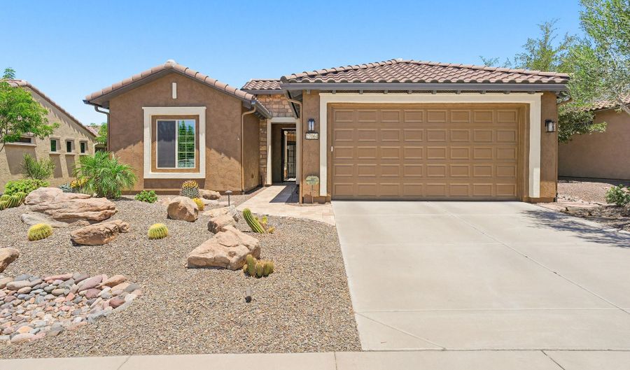 27064 W SEQUOIA Dr, Buckeye, AZ 85396 - 2 Beds, 2 Bath