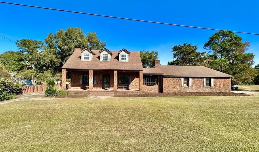 217 NC Hwy 561 E, Ahoskie, NC 27910 - 4 Beds, 2 Bath