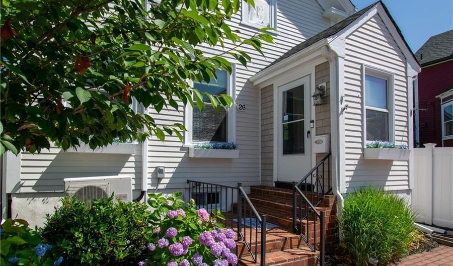 26 Carey St, Newport, RI 02840 - 3 Beds, 2 Bath